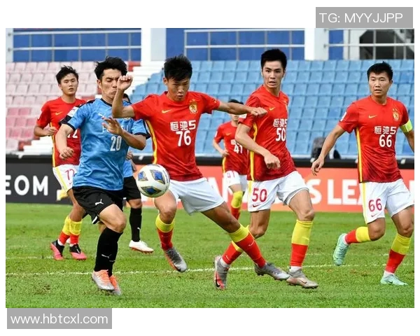 广州足球队的灵活性探讨与战术创新之路